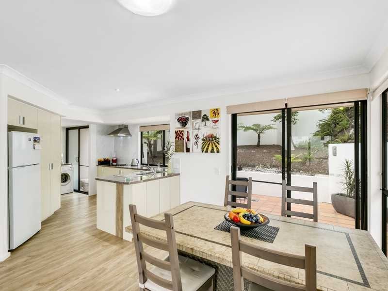 1704/22-34 Glenside Drive, Robina QLD 4226