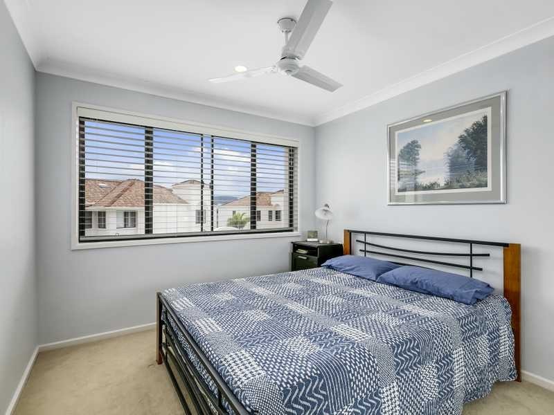 1704/22-34 Glenside Drive, Robina QLD 4226
