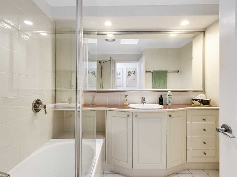 1704/22-34 Glenside Drive, Robina QLD 4226