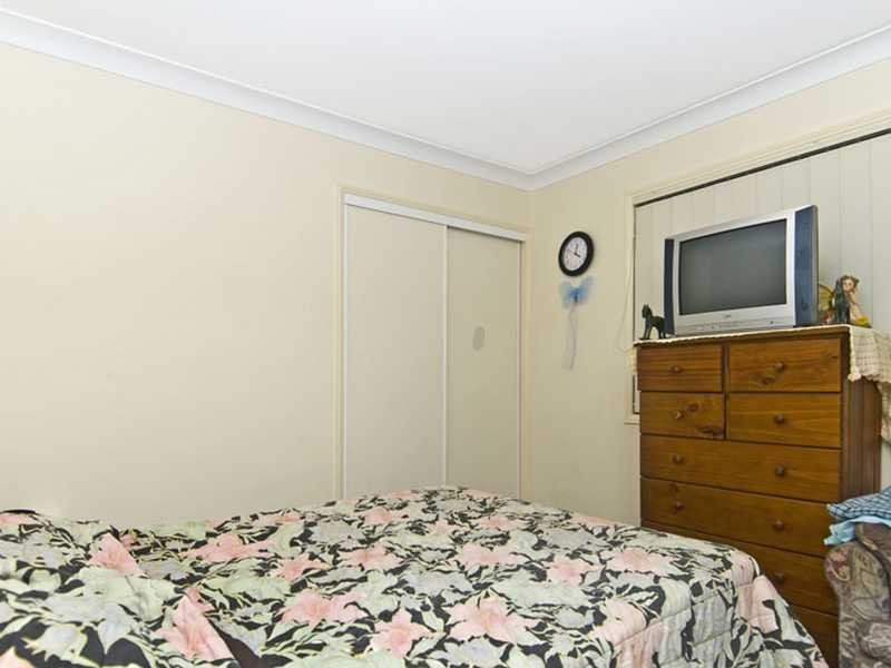14 Buffalo Cr, Pacific Pines QLD 4211