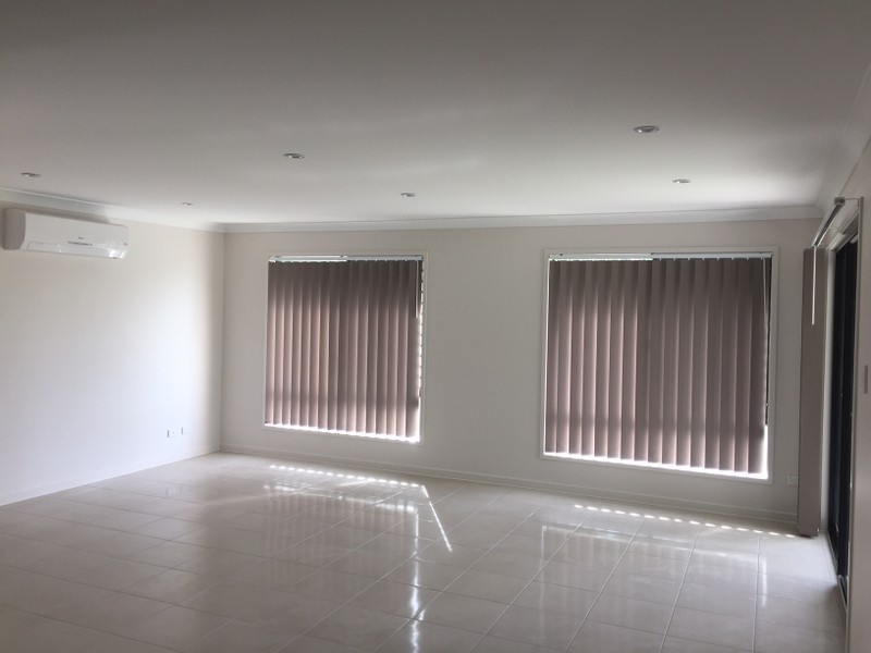 37 Parkvista Circuit, Coomera QLD 4209