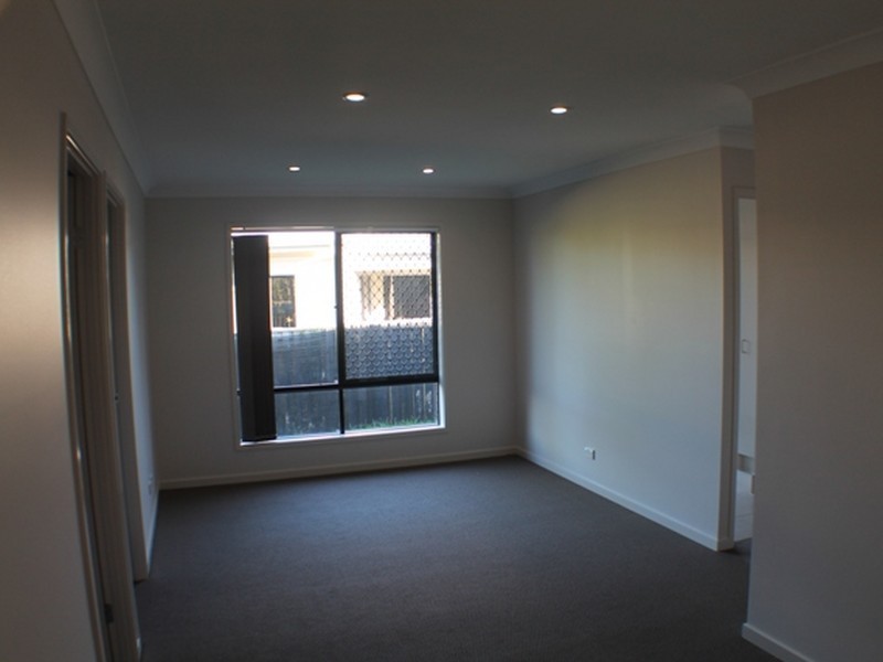 37 Parkvista Circuit, Coomera QLD 4209