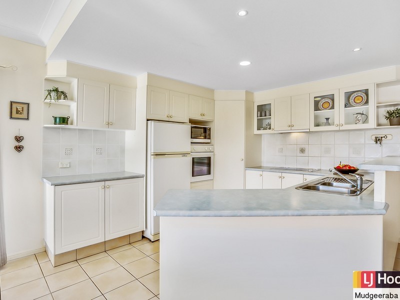 7 Viscount Drive, Tallai QLD 4213