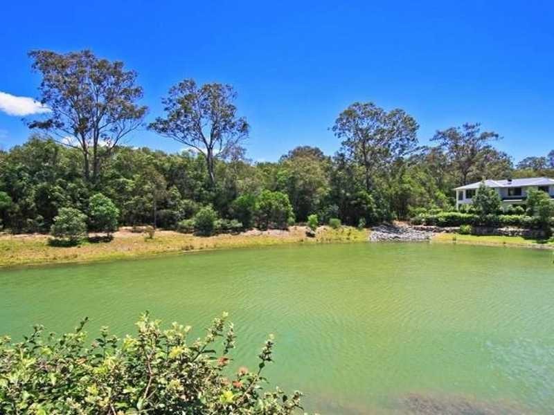 3 Laura Place, Varsity Lakes QLD 4227