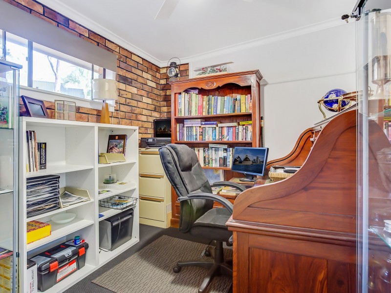 30 Tarrant Drive, Mudgeeraba QLD 4213