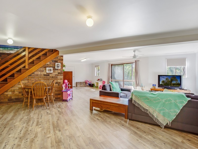 30 Tarrant Drive, Mudgeeraba QLD 4213