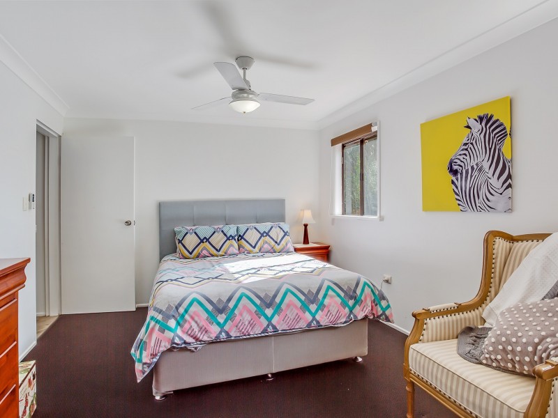 30 Tarrant Drive, Mudgeeraba QLD 4213