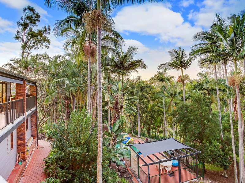 30 Tarrant Drive, Mudgeeraba QLD 4213