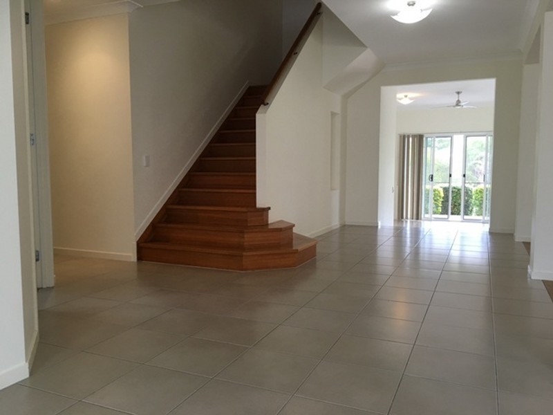 27 Culgoora Crescent, Reedy Creek QLD 4227