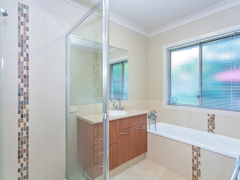 32 Utopia Court, Tallai QLD 4213