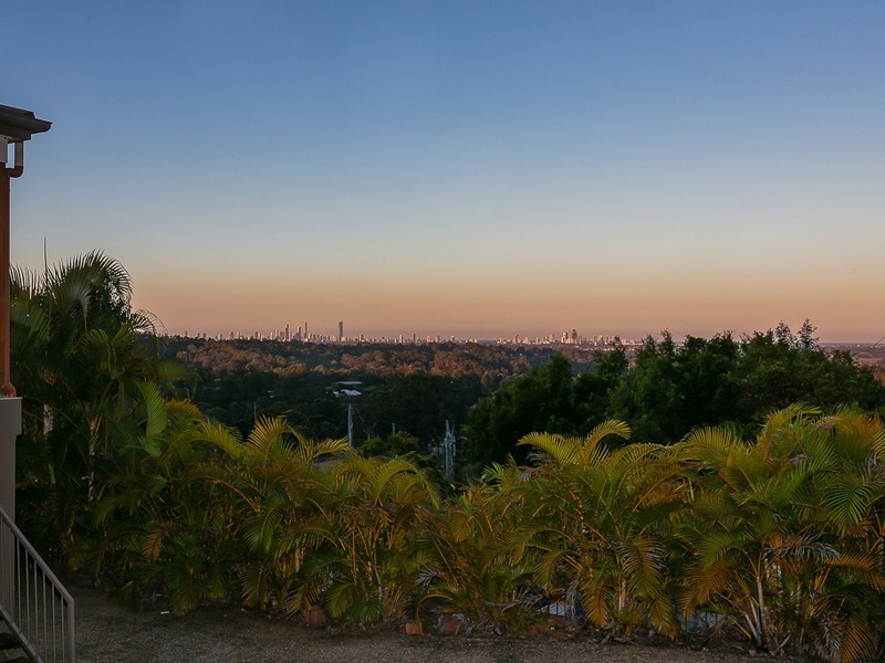 32 Utopia Court, Tallai QLD 4213