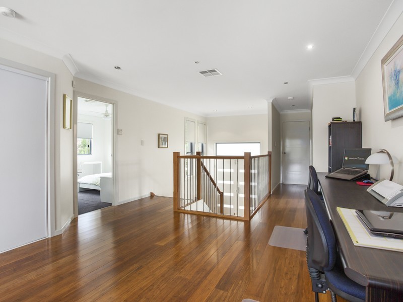 12 Finnagin Drive, Bonogin QLD 4213