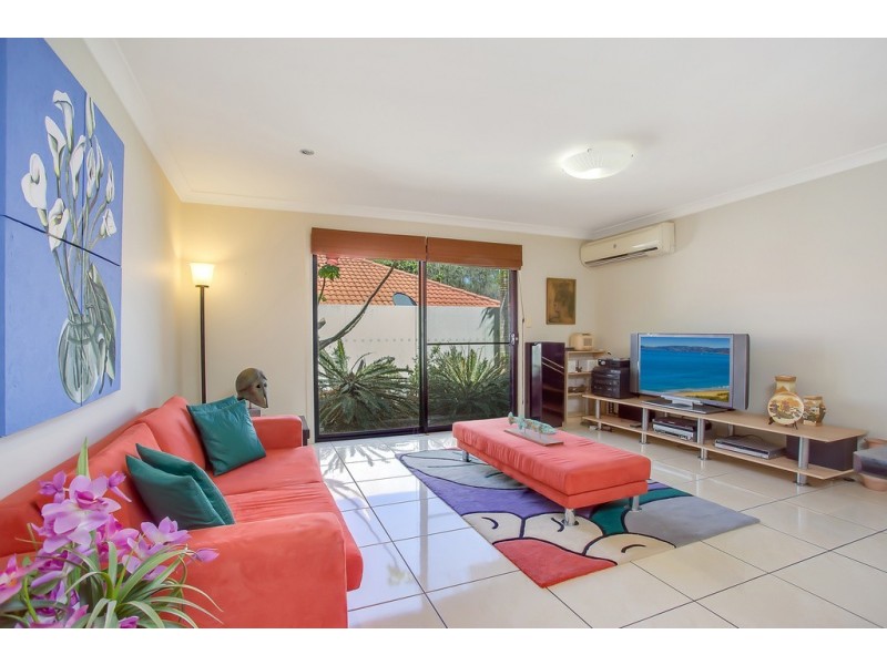 13B Heights Drive, Robina QLD 4226