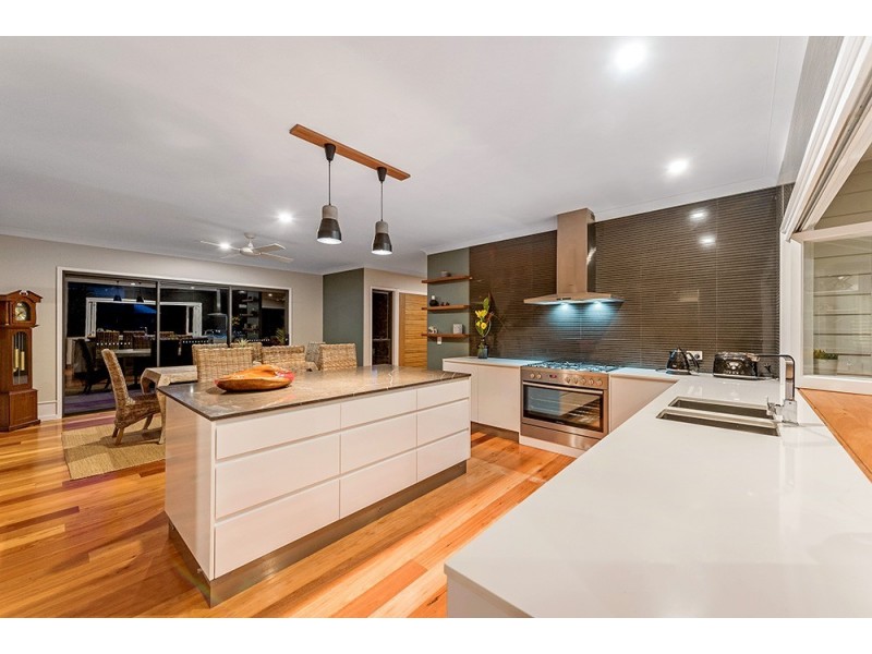 208 Carrington Road, Bonogin QLD 4213