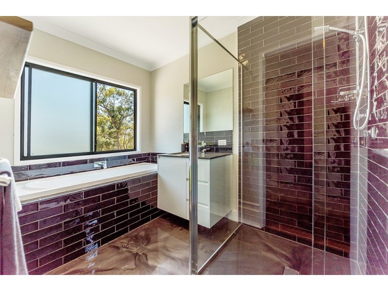 208 Carrington Road, Bonogin QLD 4213