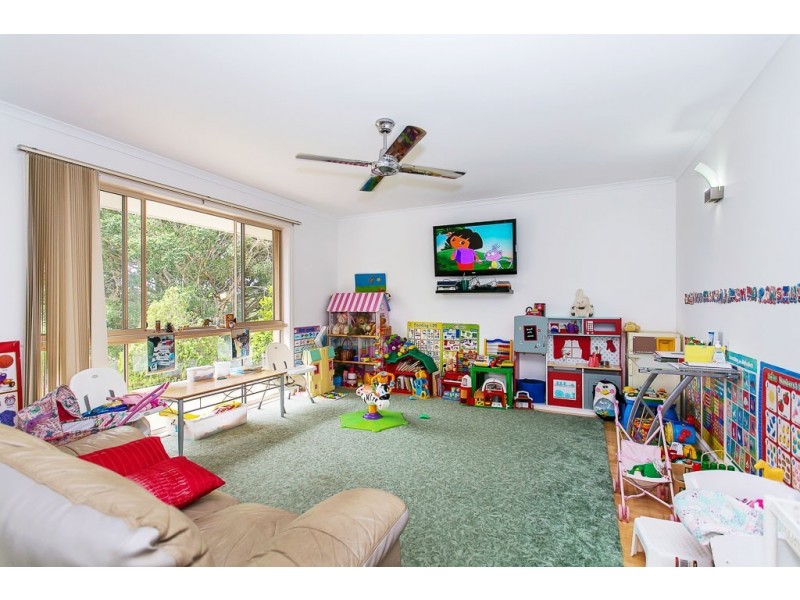 33 Utopia Court, Tallai QLD 4213