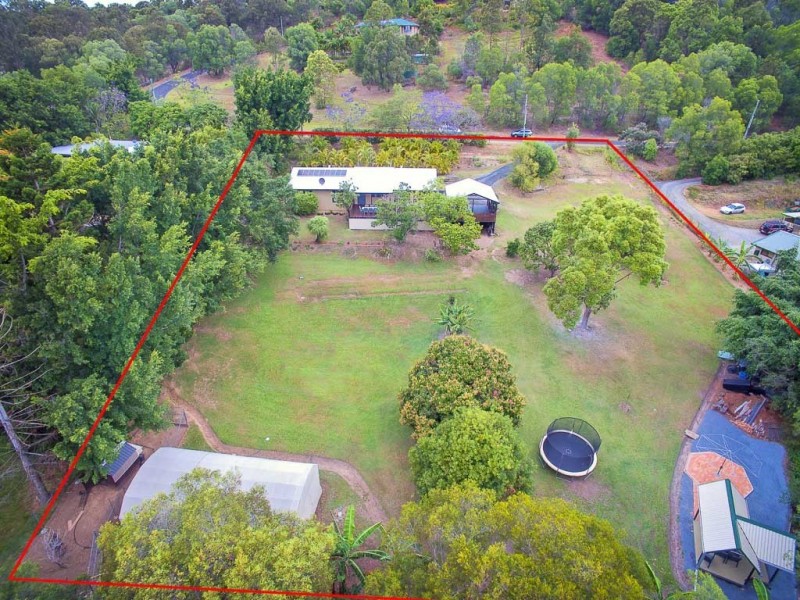 33 Utopia Court, Tallai QLD 4213