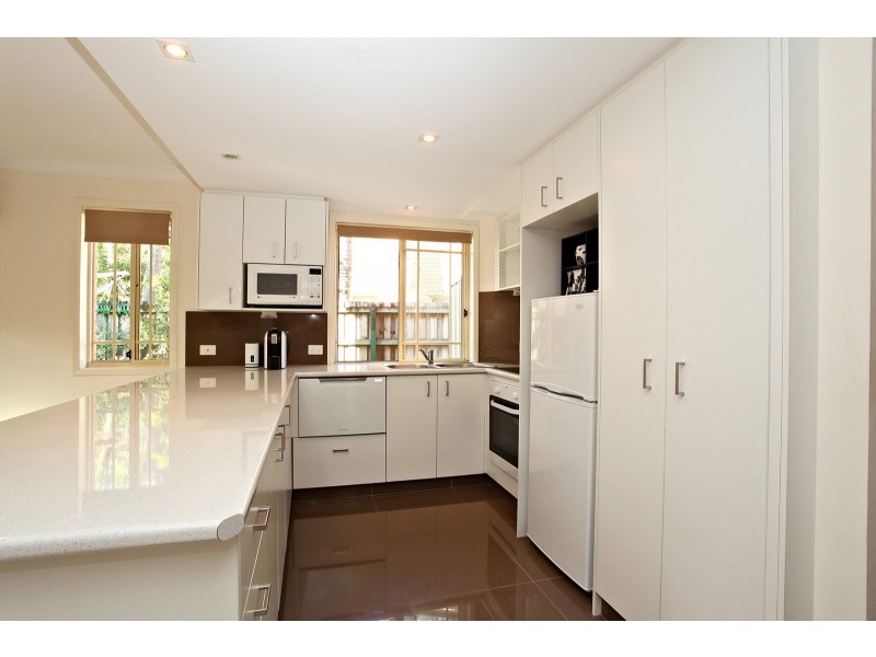 8/98 Old Coach Road, Mudgeeraba QLD 4213