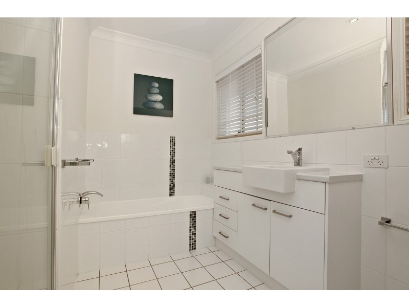 8/98 Old Coach Road, Mudgeeraba QLD 4213