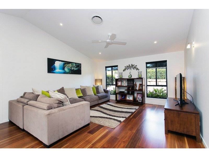 14 Forest Ridge Drive, Bonogin QLD 4213