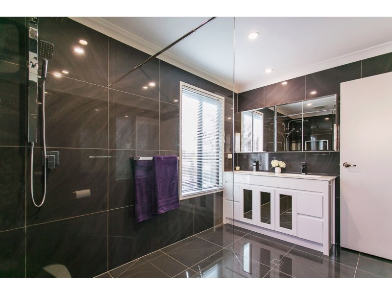 14 Forest Ridge Drive, Bonogin QLD 4213