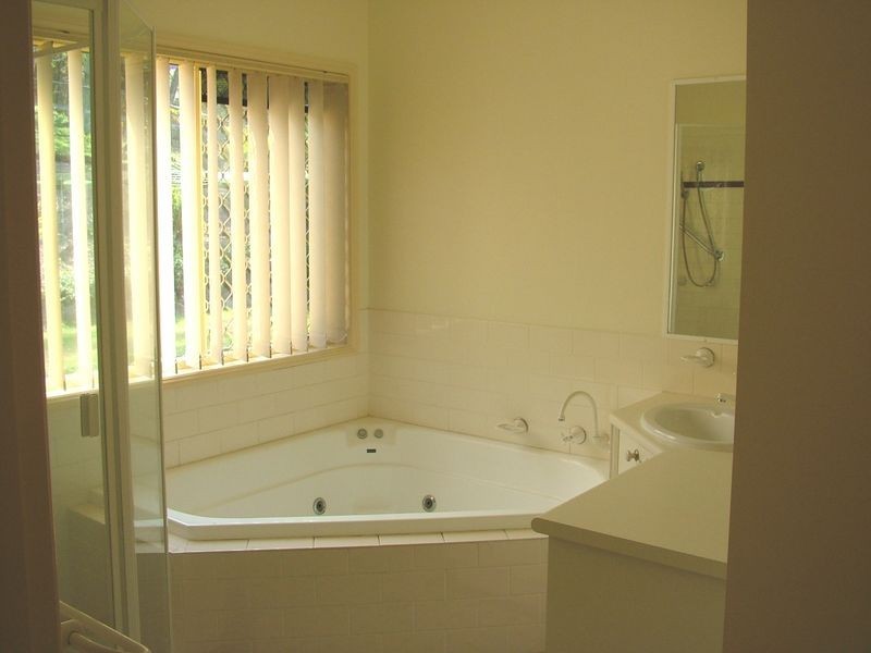 119 Glenmore Drive, Bonogin QLD 4213