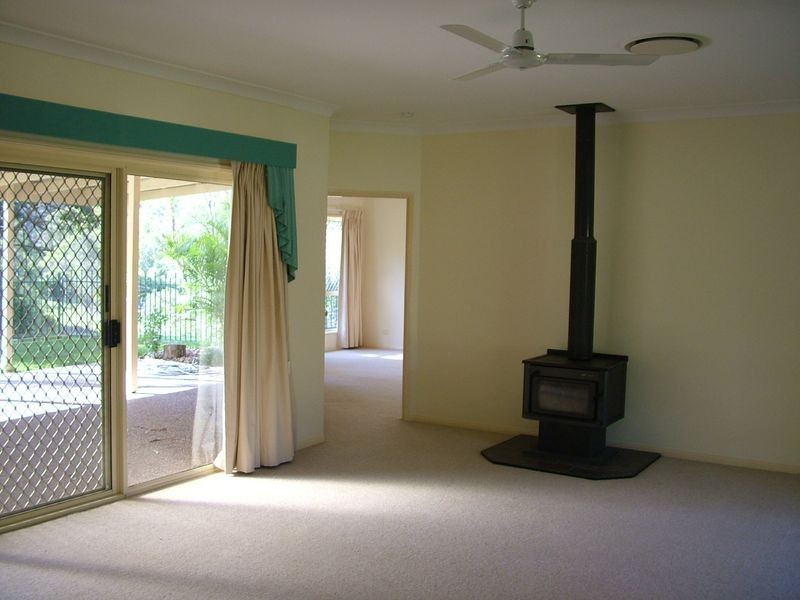 119 Glenmore Drive, Bonogin QLD 4213