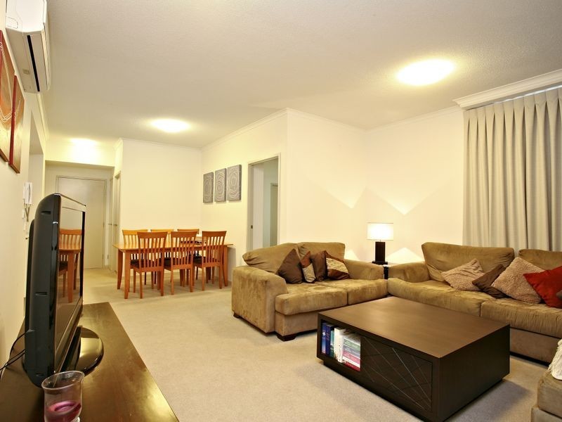 243/147 Laver Drive, Robina QLD 4226