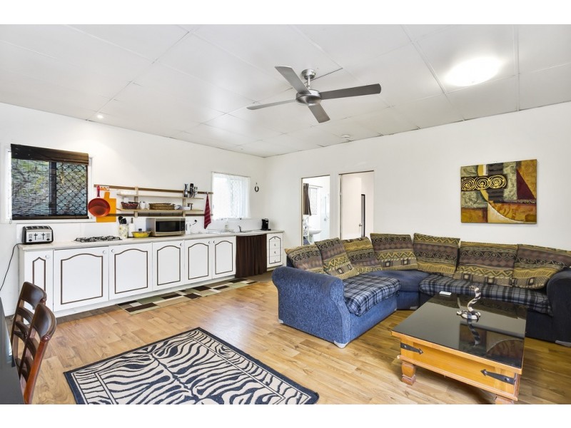 13 Warrambeen Place, Mudgeeraba QLD 4213