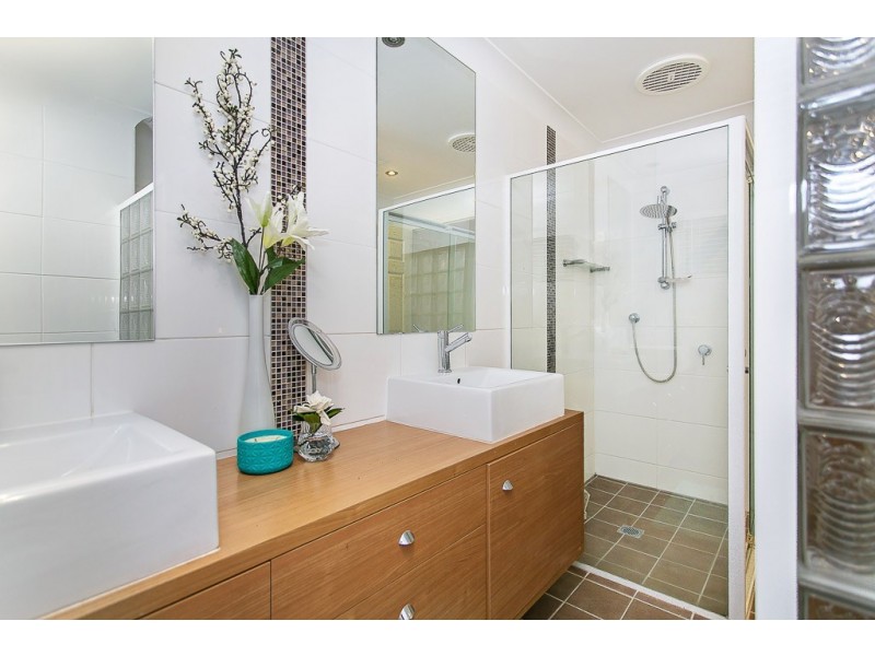 25-27 Tulipwood Drive, Bonogin QLD 4213