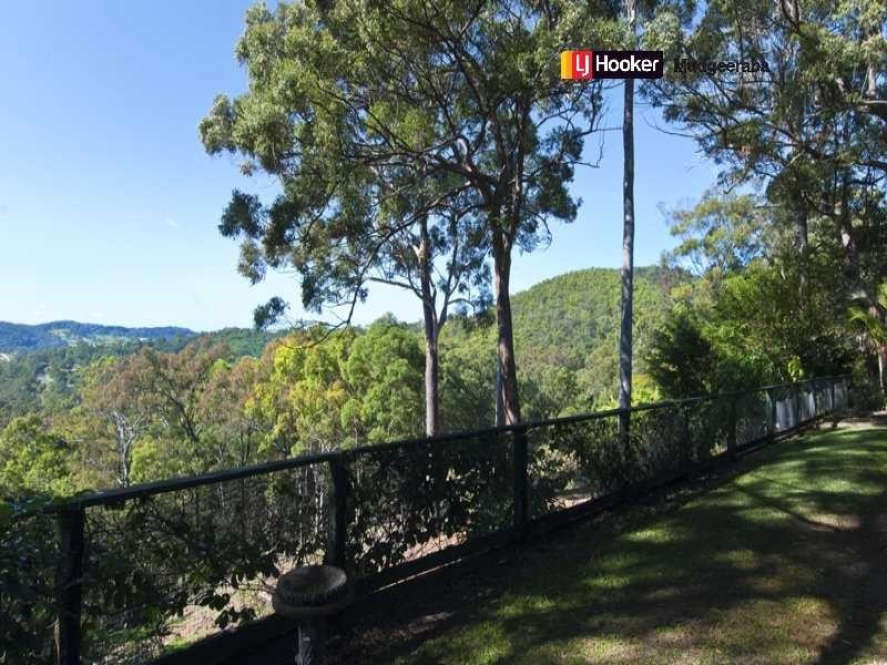 8 Orange Court, Mudgeeraba QLD 4213