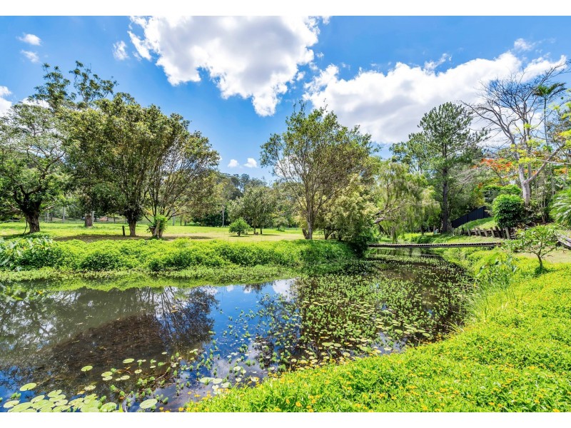 4 Leisure Lane, Worongary QLD 4213