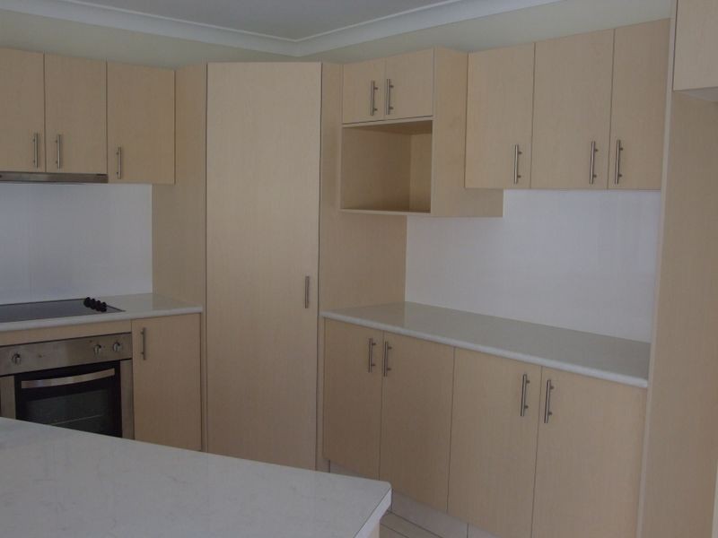 36 Diamantina Circuit, Pacific Pines QLD 4211