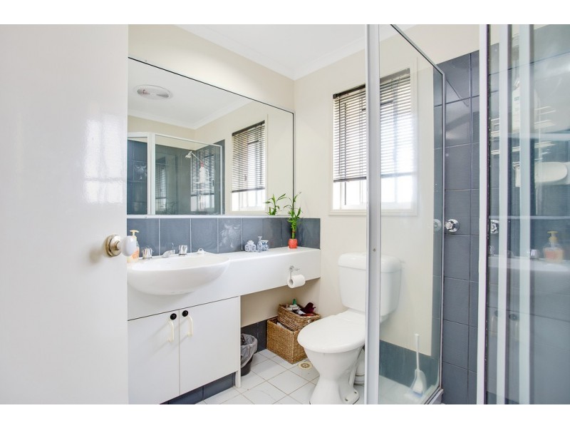 6/3 Pontoon Place, Varsity Lakes QLD 4227