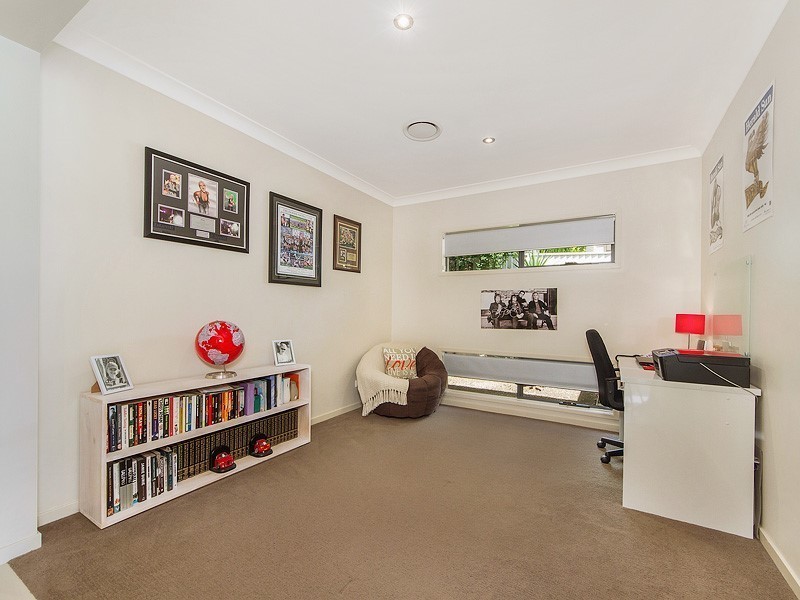 34 Boogaerdt Rise, Bonogin QLD 4213