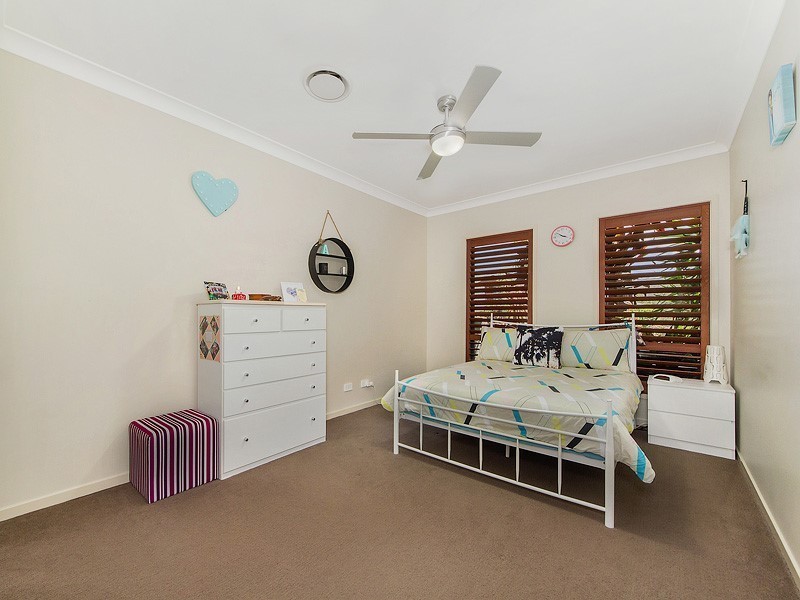 34 Boogaerdt Rise, Bonogin QLD 4213