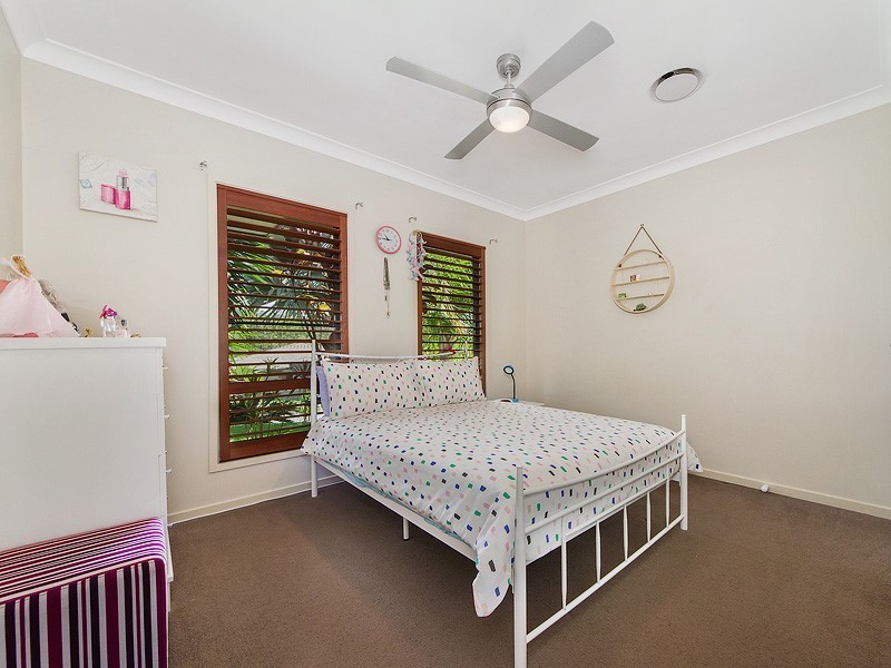 34 Boogaerdt Rise, Bonogin QLD 4213