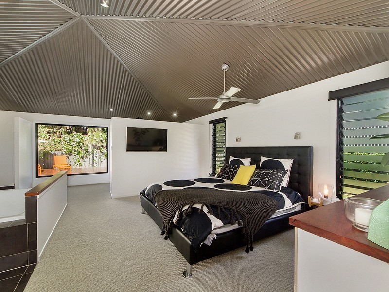 4 Golden Grove Boulevard, Reedy Creek QLD 4227