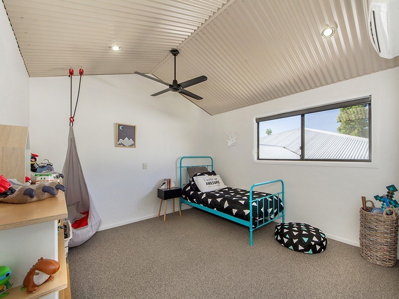 4 Golden Grove Boulevard, Reedy Creek QLD 4227