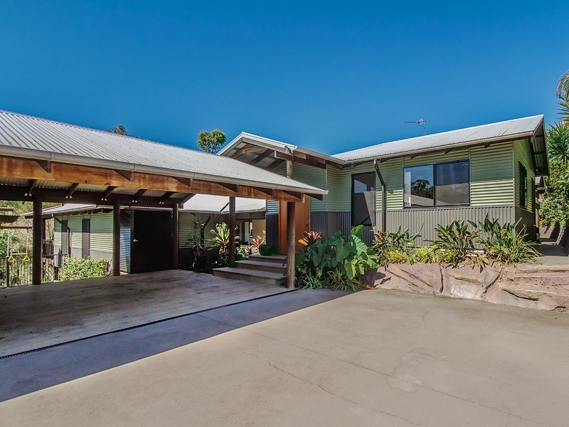 4 Golden Grove Boulevard, Reedy Creek QLD 4227