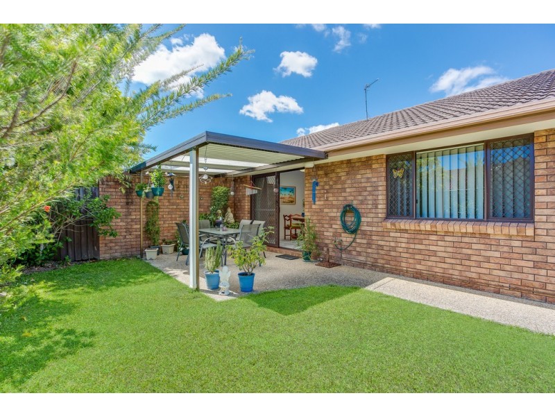 1/5 Elwood Court, Burleigh Waters QLD 4220