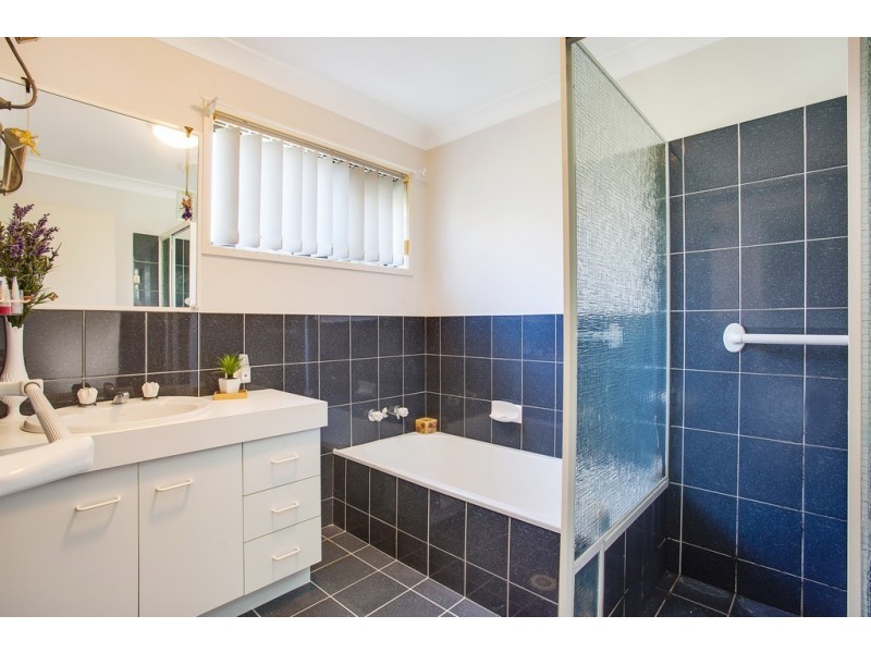1/5 Elwood Court, Burleigh Waters QLD 4220