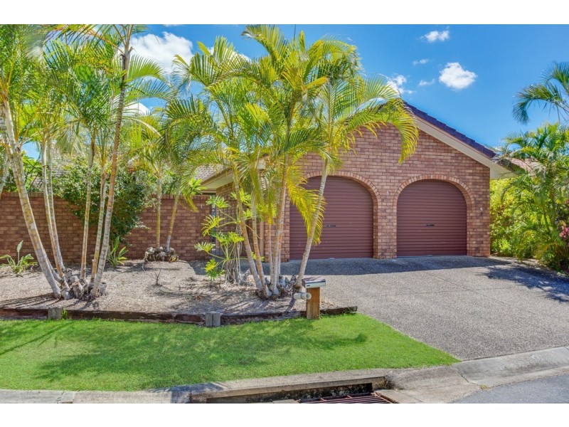 1/5 Elwood Court, Burleigh Waters QLD 4220