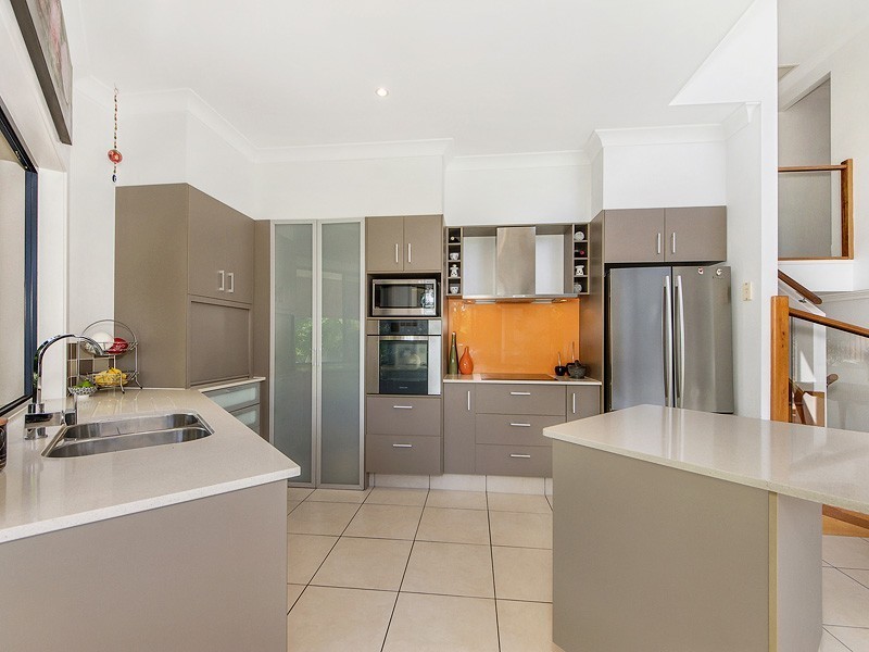 16 Gilgandra Close, Reedy Creek QLD 4227