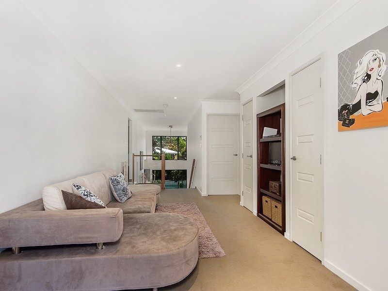 16 Gilgandra Close, Reedy Creek QLD 4227