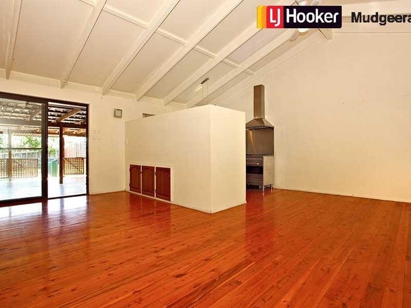 14 Regency Place, Mudgeeraba QLD 4213