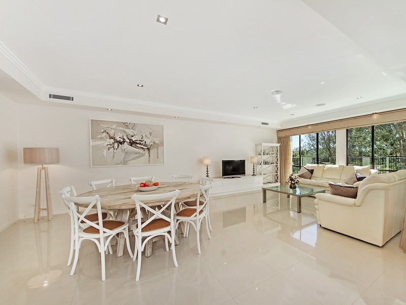 14 Southern Skies Avenue, Reedy Creek QLD 4227