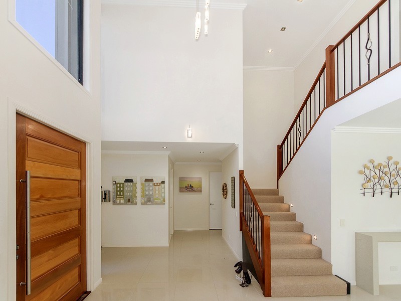 14 Southern Skies Avenue, Reedy Creek QLD 4227