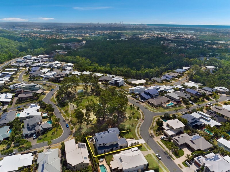 14 Southern Skies Avenue, Reedy Creek QLD 4227