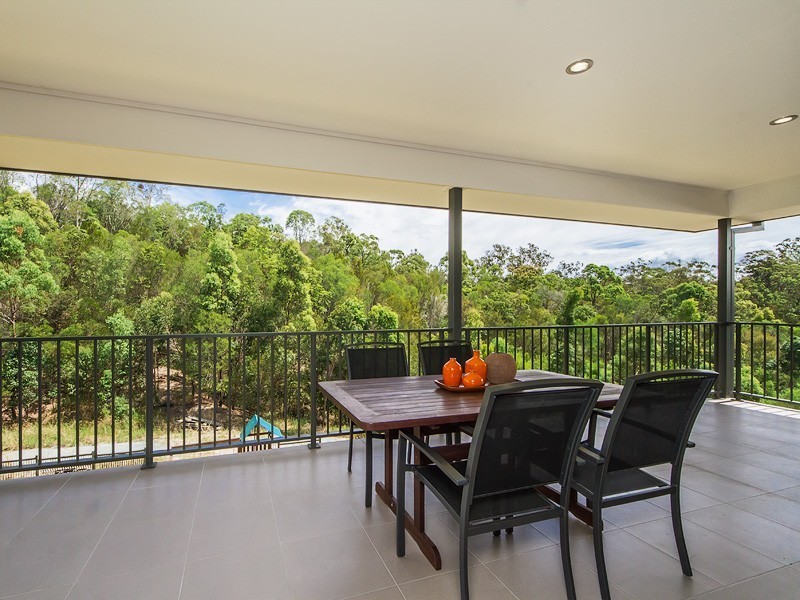 13 Golden Grove Boulevard, Reedy Creek QLD 4227